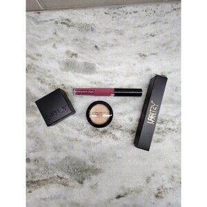 Laritzy Cosmetics Lip Gloss Curve, NIB, Full Size and Virtue Cream Highlighter